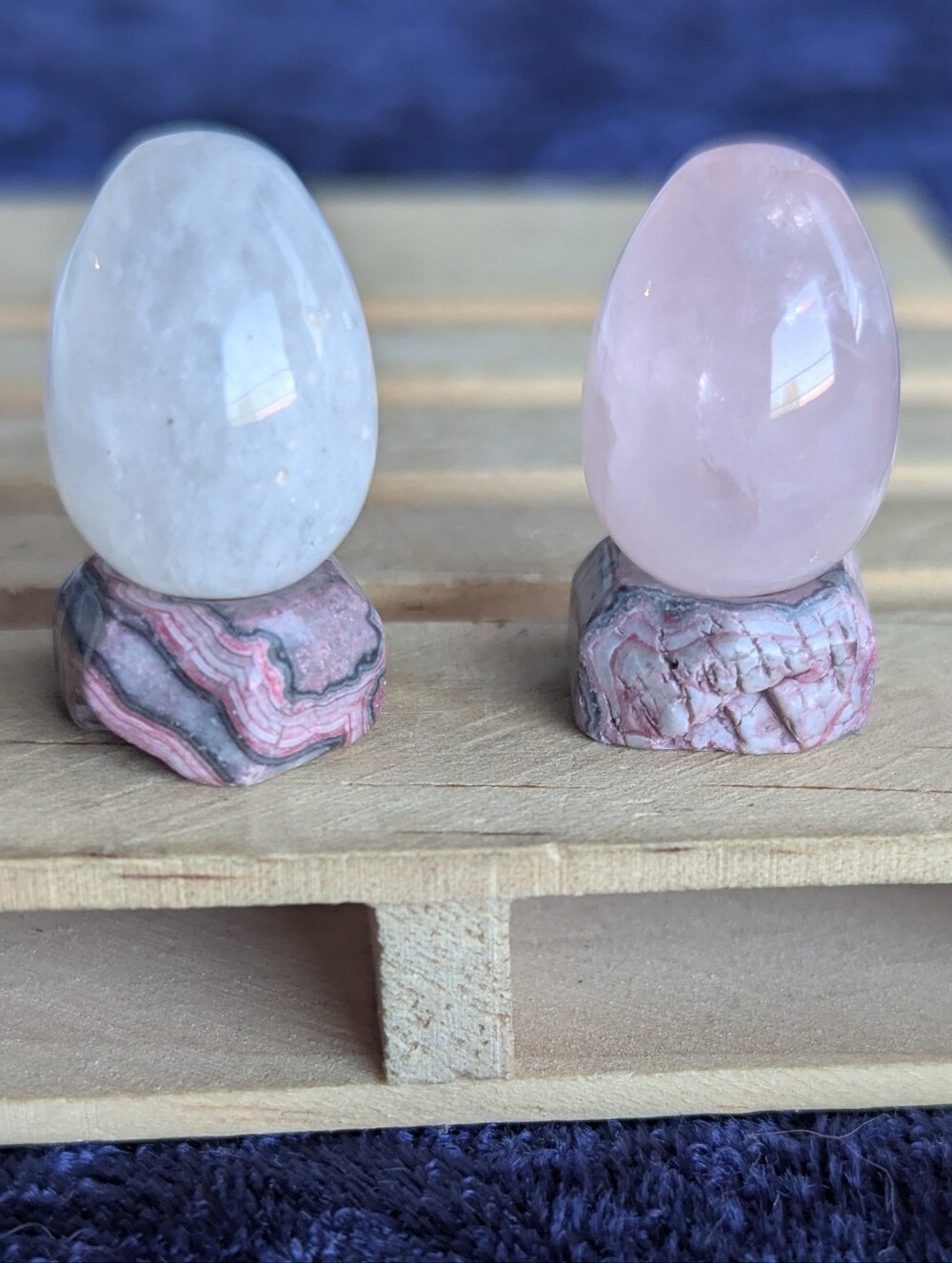 ❤️ EGGS ❤️ 2 set ROSE QUARTZ Pink mini Stone ❤️ Pocket Gems w/ jasper stand